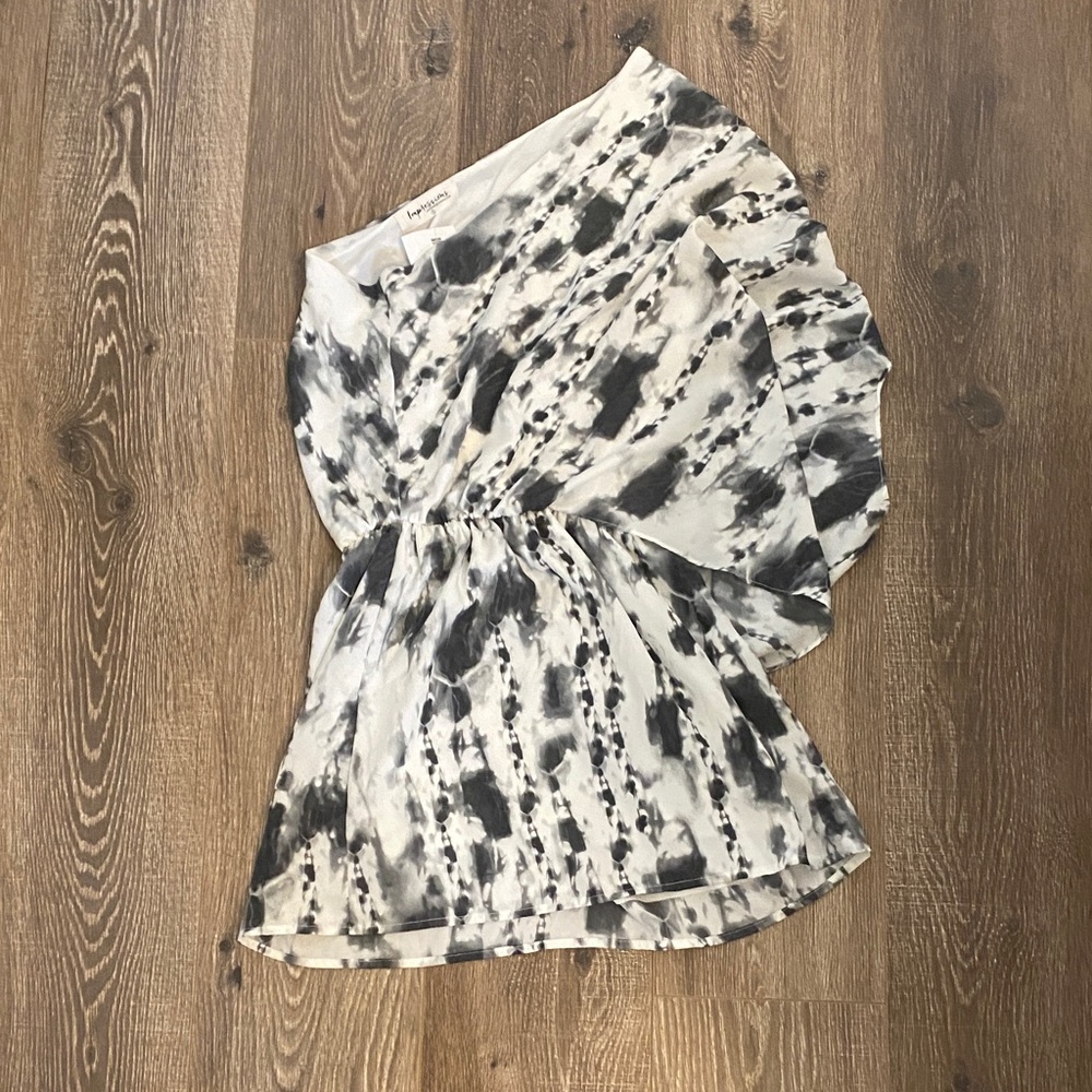 Impressions Black and White Bubble Mini Skirt